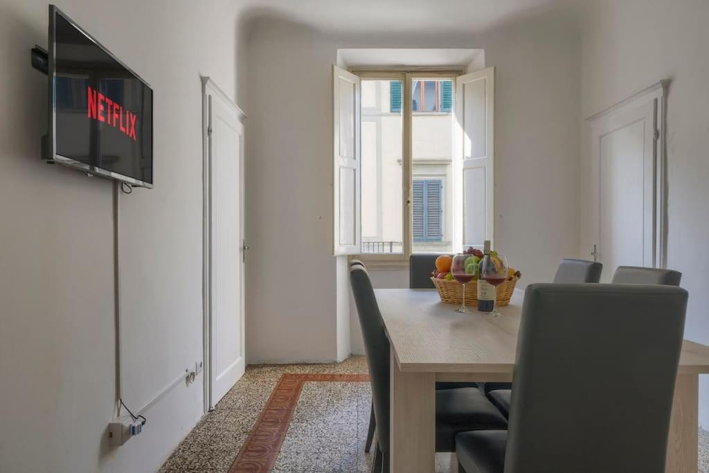 Appartamento Nel Cuore Di Firenze + Wifi+Aria Condizionata +Netflix Экстерьер фото